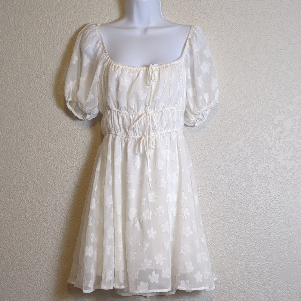 Princess Polly Kenny white floral jacquard mini short puff sleeve dress - Picture 6 of 15